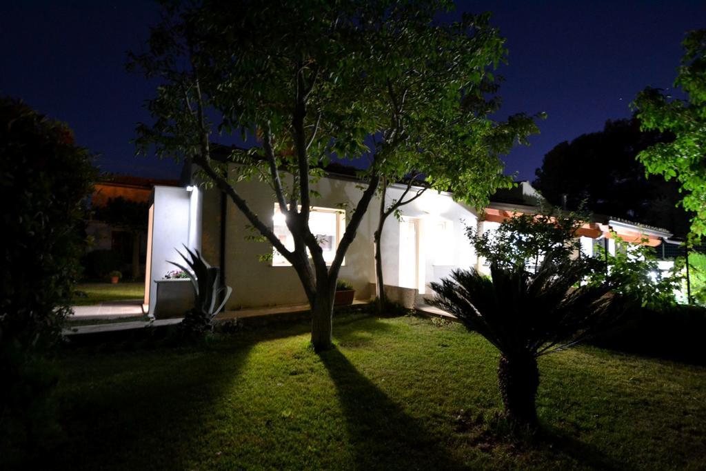 Casa Degli Avi Don Neli, Immersa Nella Natura Modica Oda fotoğraf